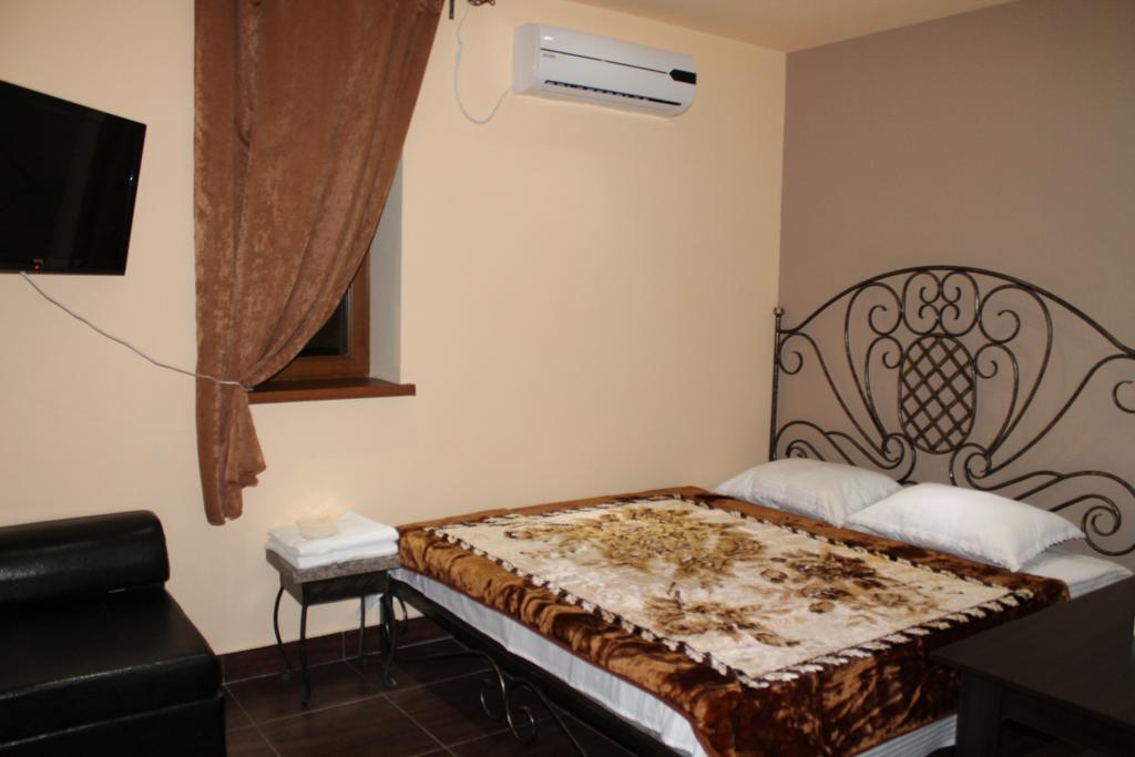 Princ Plaza Hotel يريفان الغرفة الصورة